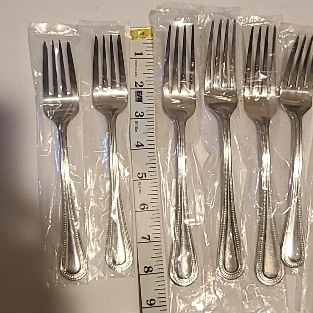 Towle Beaded Antique 18/10 Vietnam Flateware Fork Spoon Knife (Bundle of 14) - Picture 6 of 15